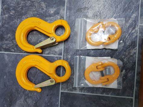 safety chain hook up